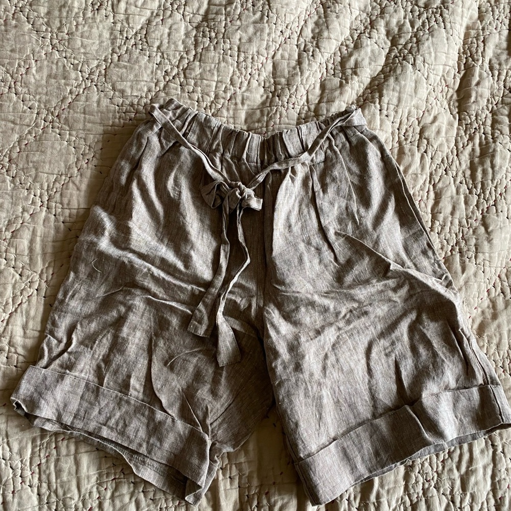 100% Linen High Waisted Shorts